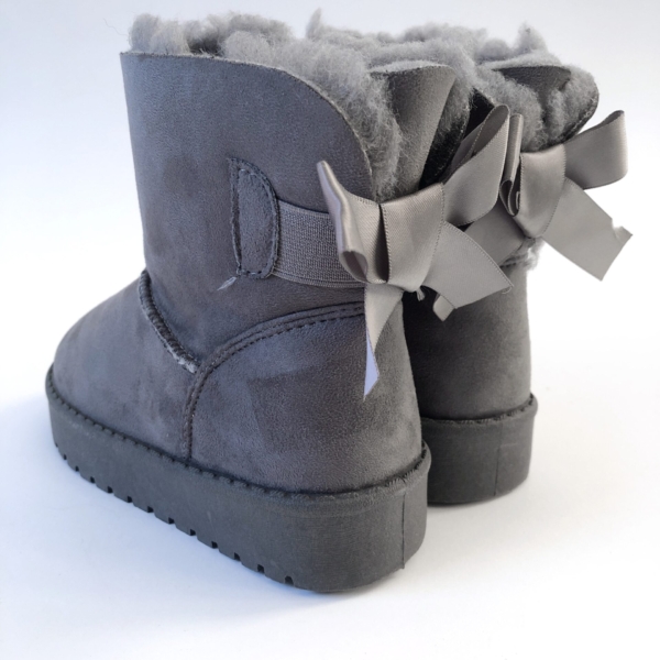 Ugg stiilis talvesaapad. Suurus 28