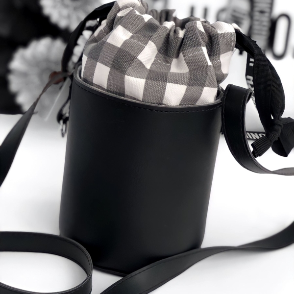 .Miniso käekott