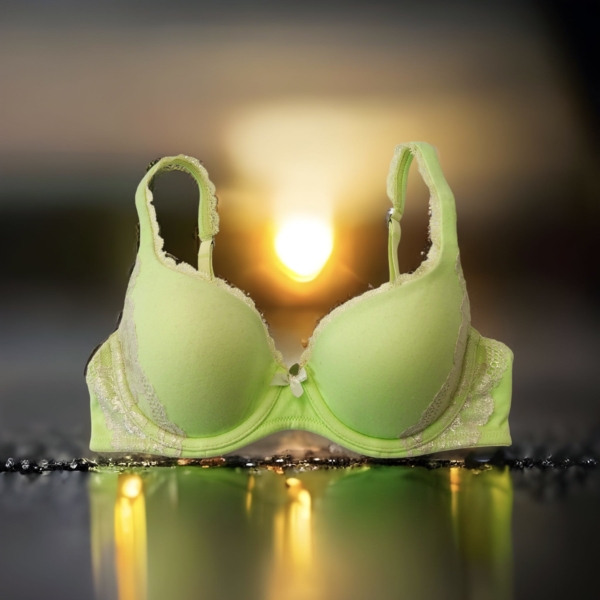 Victoria`s Secret rinnahoidja. Suurus 34B