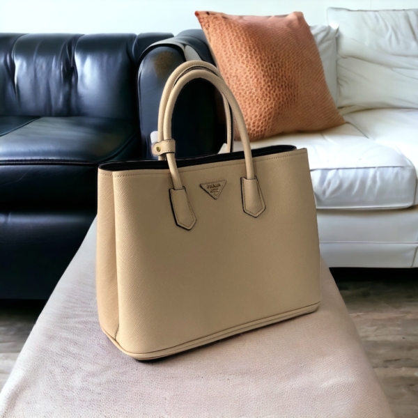 .Prada replika käekott