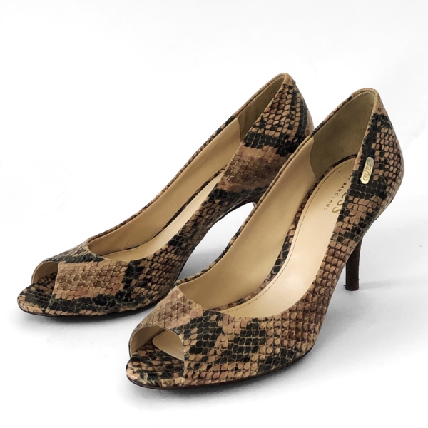 .Guess kingad. Suurus 37