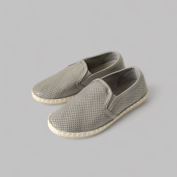 New Tlck jalanõud. Suurus 30,31,35