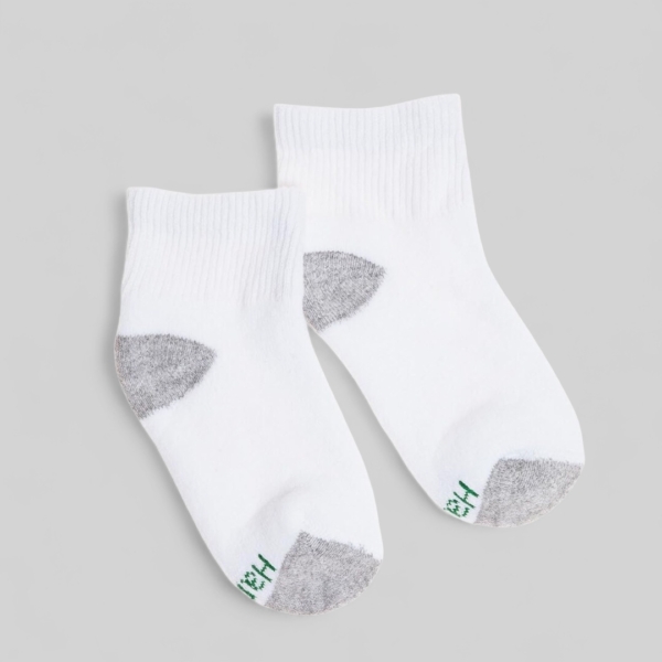 Hanes sokid. Suurus 30-33