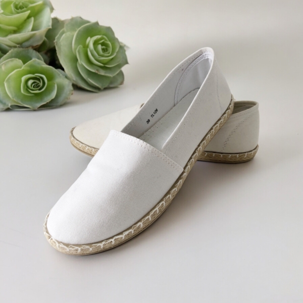 New Tlck jalanõud. Suurus 36,37,38,39