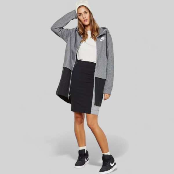 Nike dressipluus. Suurus S
