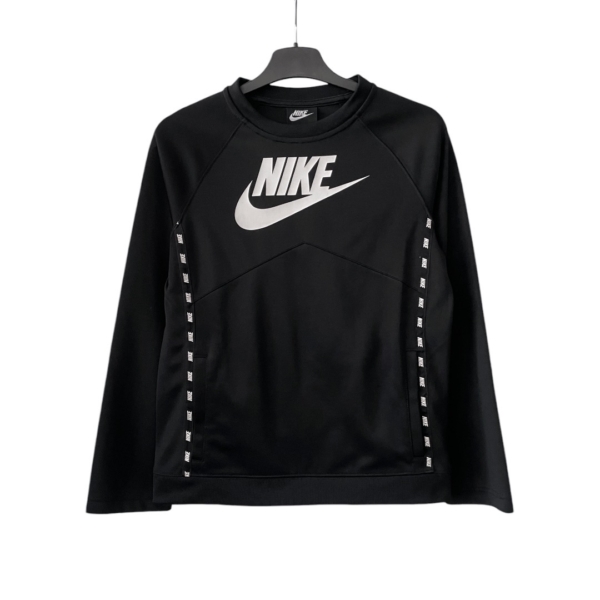 Nike pusa. Suurus 137/147
