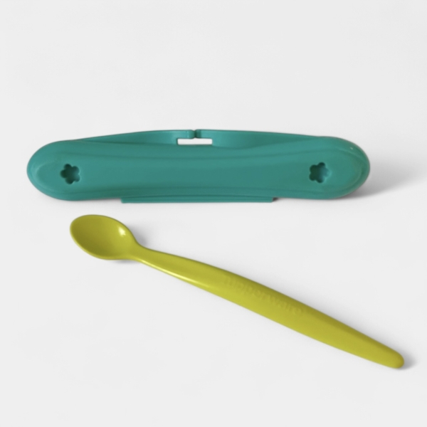 Tupperware lusikas