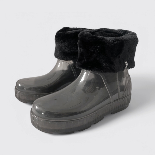 Ugg kummikud. Suurus 40