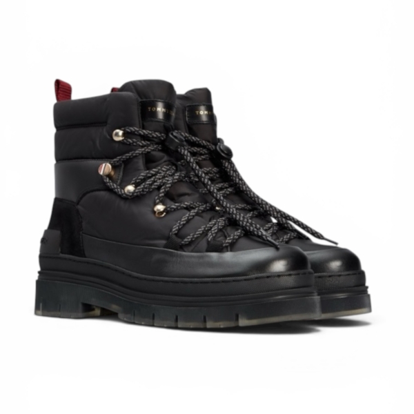 Tommy Hilfiger talvesaapad. Suurus 41